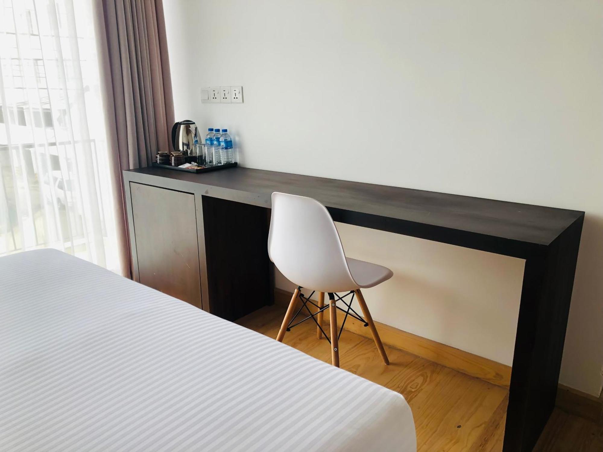 Hotel R21 Nuwara Eliya Esterno foto