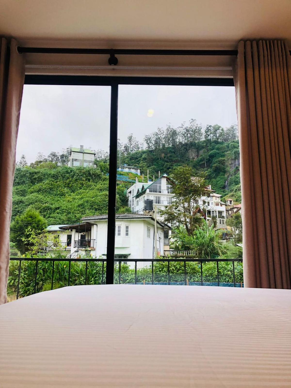 Hotel R21 Nuwara Eliya Esterno foto