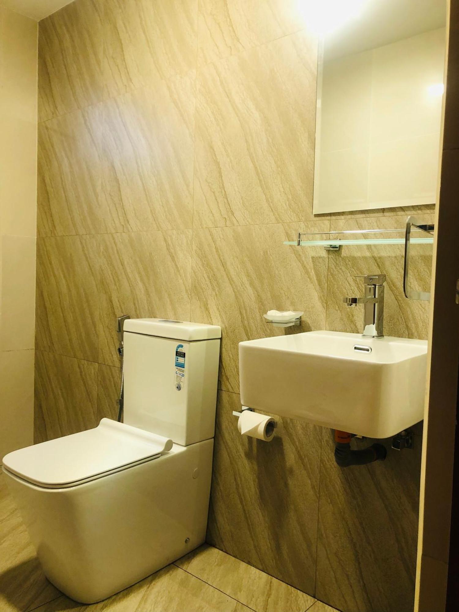 Hotel R21 Nuwara Eliya Esterno foto