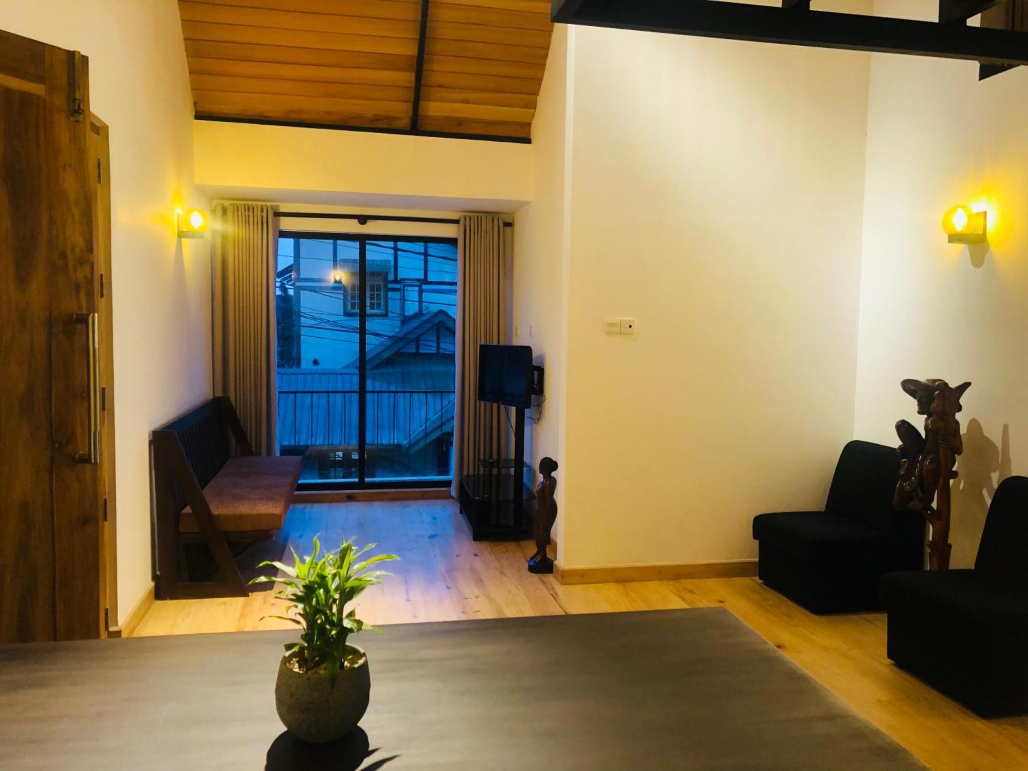Hotel R21 Nuwara Eliya Esterno foto